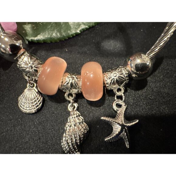 Mint Stainless Steel Crystal Starfish Shell Charm Silvertone Bangle Bracelet NEW - Picture 4 of 7